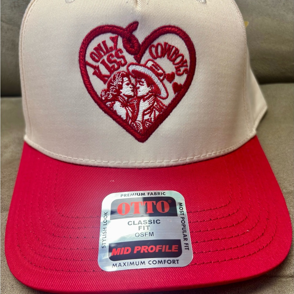 Rodeo Quincy I Only Kiss Cowboys Red and White Women's Hat - Picture 3 of 3